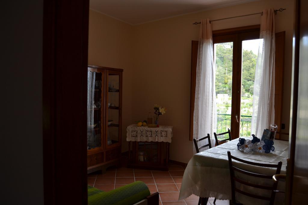 Casa Vacanze Nonno Aldo Minori Habitación foto